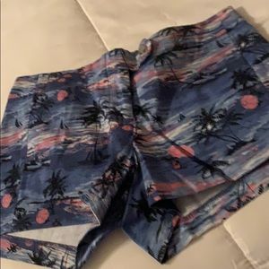 NWT ....J CREW FACTORY CITY FIT SHORTS